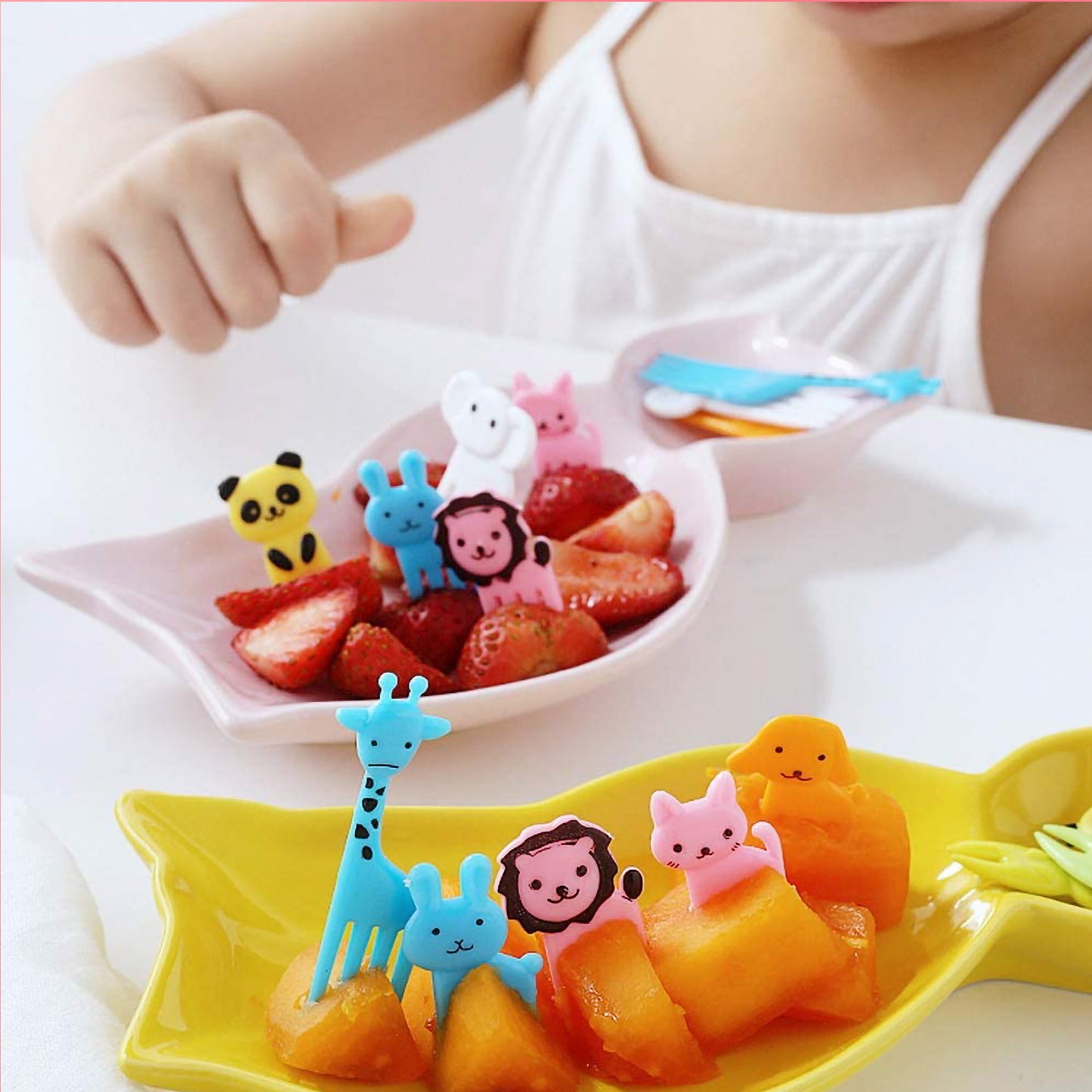 Snack Attack Animal Dessert Forks - 10 Pieces Giraffe Style
